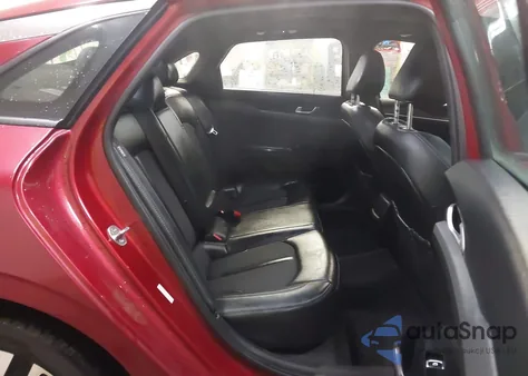 2022 Kia K5 Gt-Line from USA, damaged, VIN 5XXG64J29NG146665